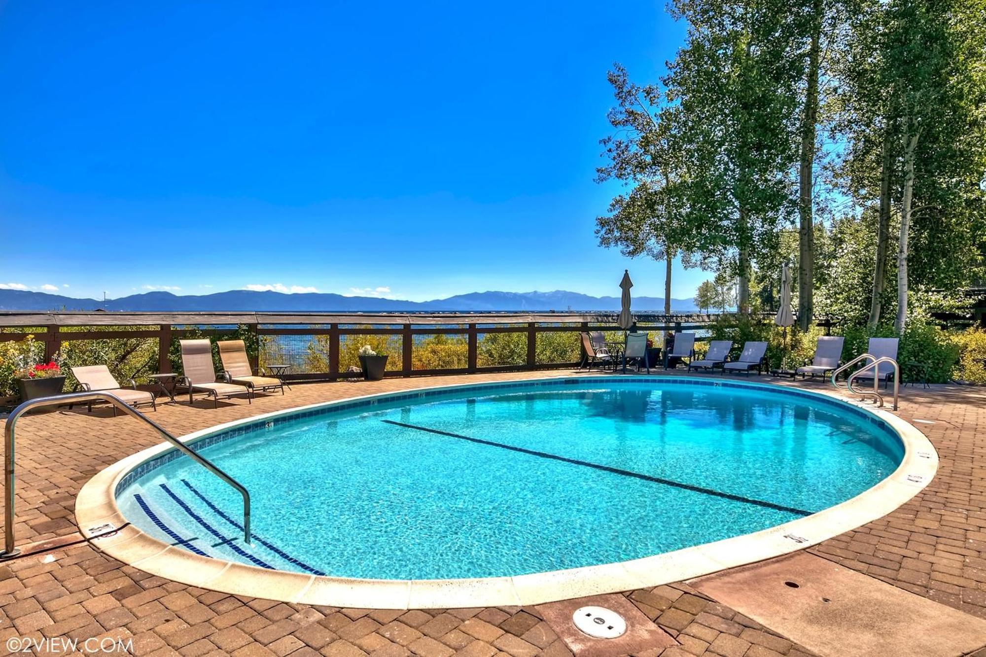 Beautiful Remodeled Condo In Tahoe City Extérieur photo
