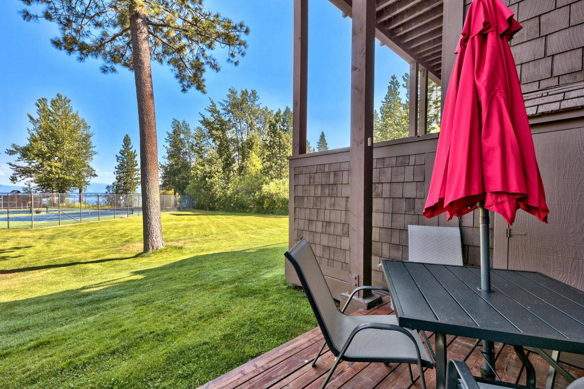 Beautiful Remodeled Condo In Tahoe City Extérieur photo